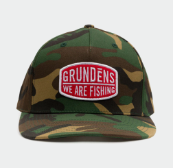 Grundéns We Are Fishing Camo Trucker Kappe 